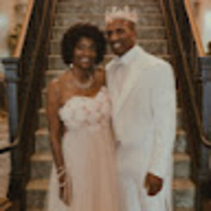 Meet your Posher, Beverly